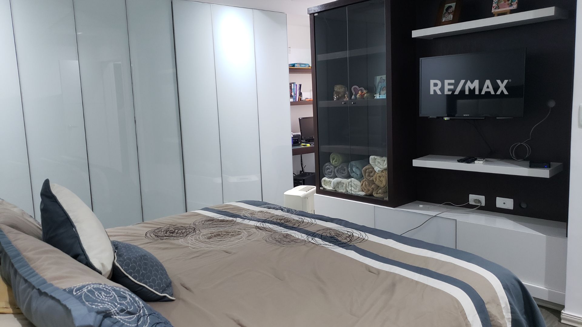 En Venta Town House en Oasis de Los Robles - Isla de Margarita - Imagen 9