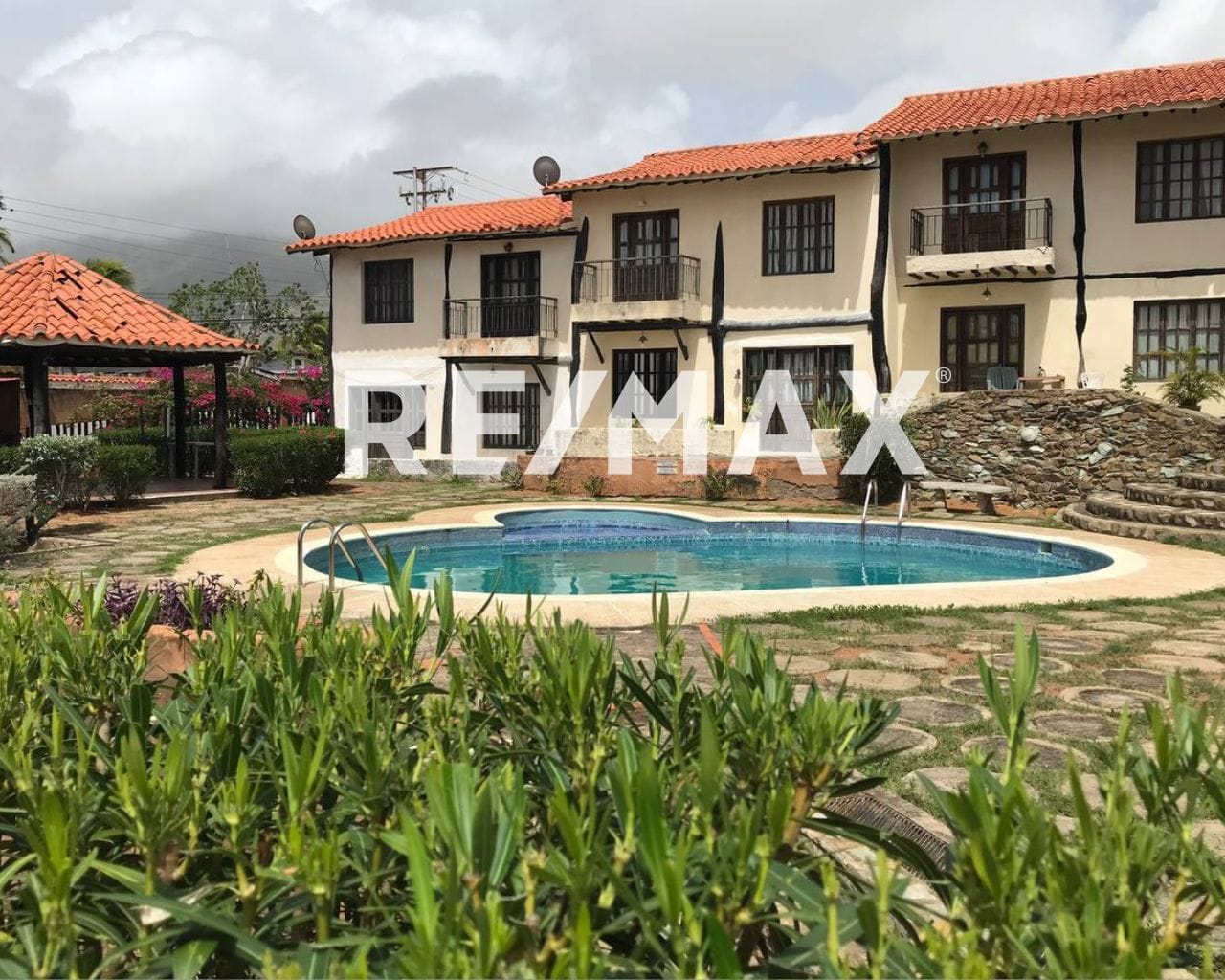 En Venta Apartamento Estilo rústico-vacacional en Playa El Agua - Isla de Margarita