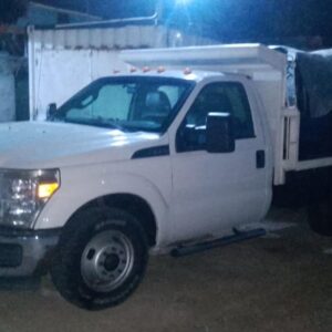 Se Vende Camión Ford F350 Súper Duty 2012